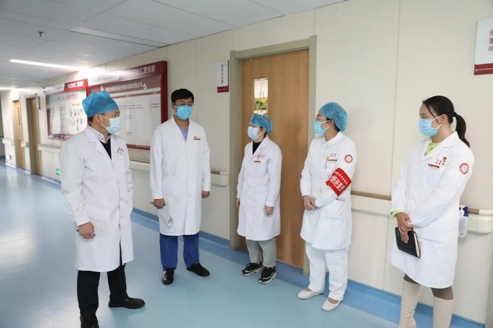 1644462798501015912.jpg 1644462798501015912.jpg