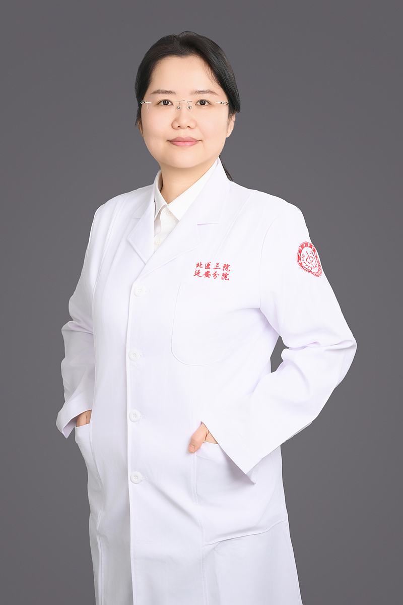 李  义 北京大学第三医院 医学博士 主任医师 麻醉手术科学术主任